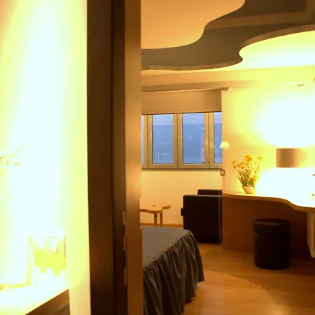 Отель Metropole Suisse Комо