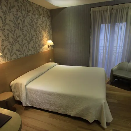 Metropole Suisse Отель