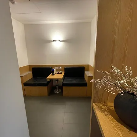 Отель Metropole Suisse 4*