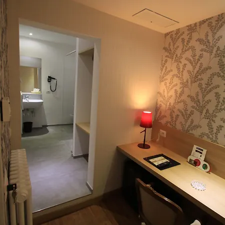 Metropole Suisse Hotel