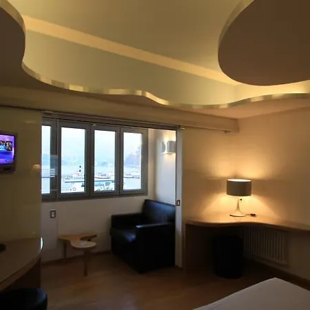 Отель Metropole Suisse 4*