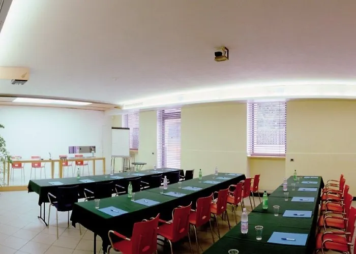 메트로폴 수이세 호텔 4*