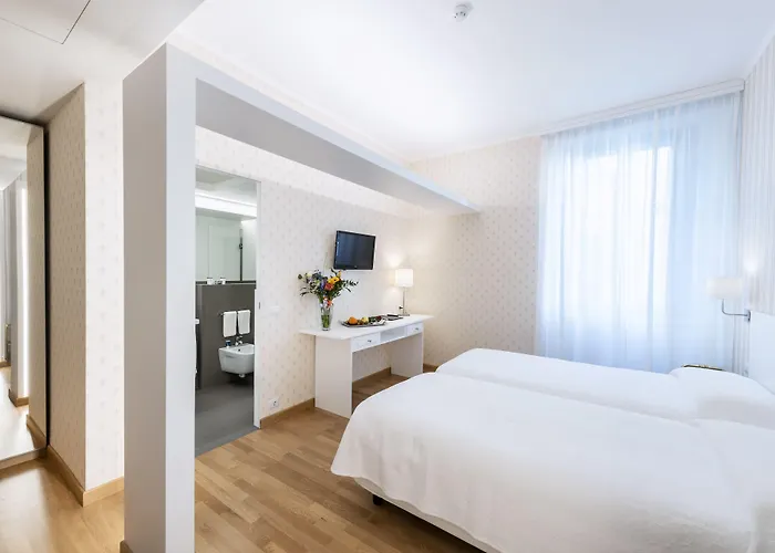 메트로폴 수이세 호텔 4*