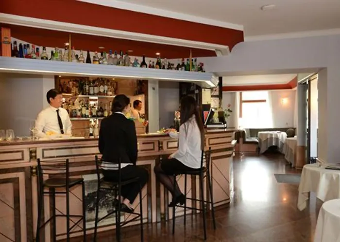 호텔 메트로폴 수이세 4*