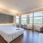 Hotel Metropole Suisse 4*